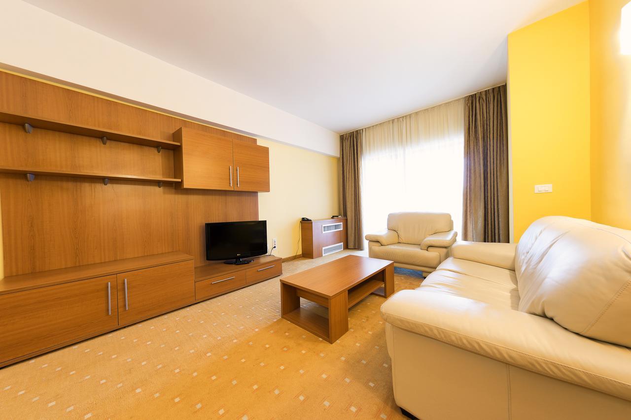 Hotel Parc Alba Iulia Bagian luar foto