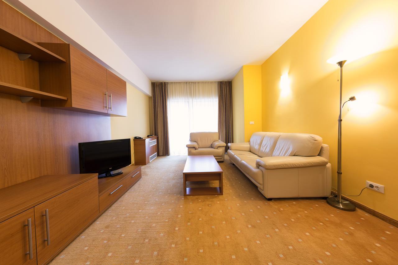 Hotel Parc Alba Iulia Bagian luar foto
