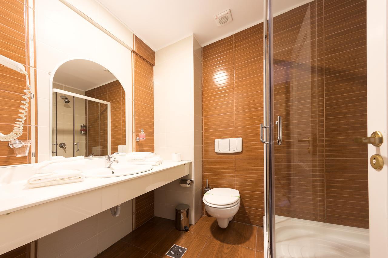 Hotel Parc Alba Iulia Bagian luar foto